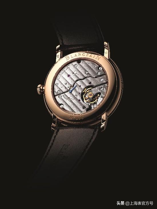 机械表厚一厘米算厚吗,全自动机械表男表薄