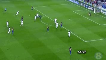 晃倒博阿滕gif恶搞,梅西晃倒博阿滕搞笑p图动画