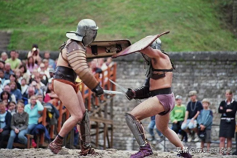 斯巴达克斯为什么这么厉害,历史上真的有斯巴达克斯这个人