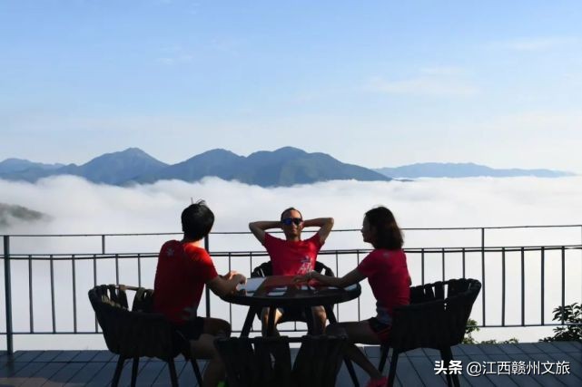 江西森林马拉松赛大余站第一名,江西森林马拉松系引赛靖安站