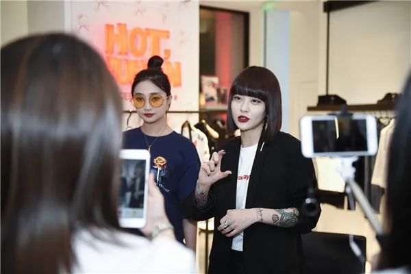 疫情下太平鸟线上日零售额超1000万！只因提前布局“社群营销”！