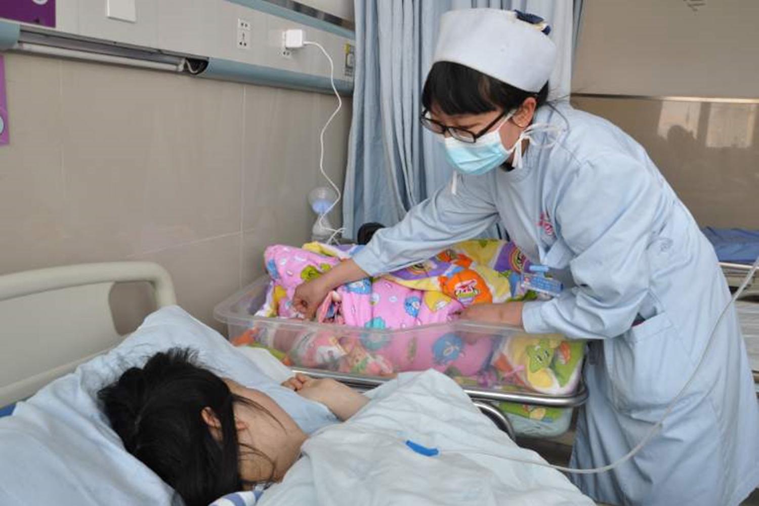 出生证名字写错了医院能重新开吗,出生证孩子的名字写错了可以改吗