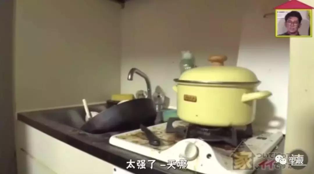 “我在垃圾堆里，守着他自杀前的遗物。”