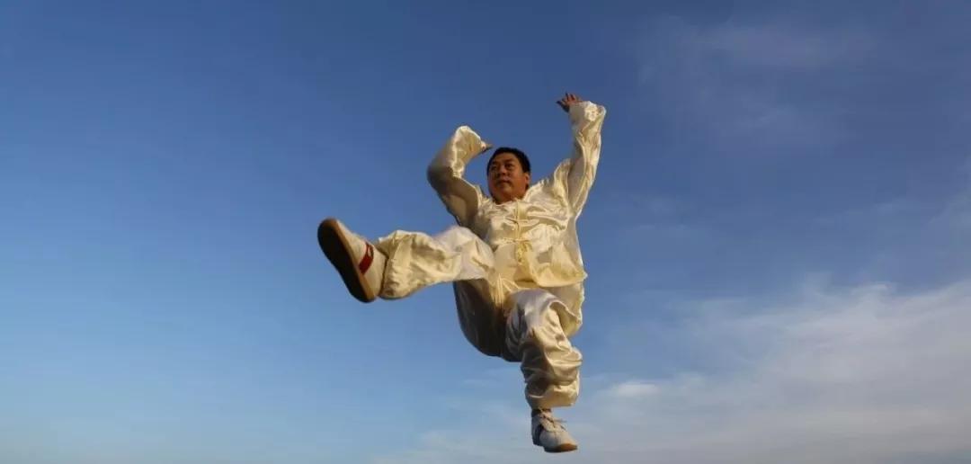 鍑鸿剼,璺鸿剼闇囪剼闃叉鍝簺闂