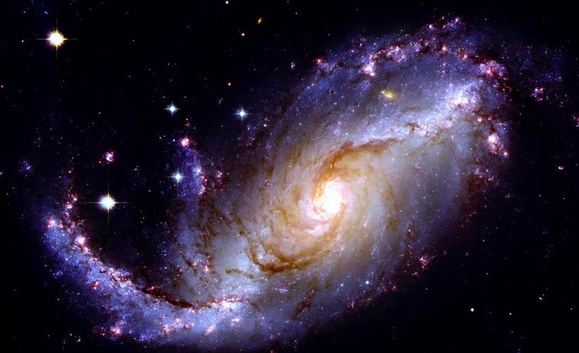 古人早就知道地球是圆的,古时候的人认为宇宙是天圆地方吗