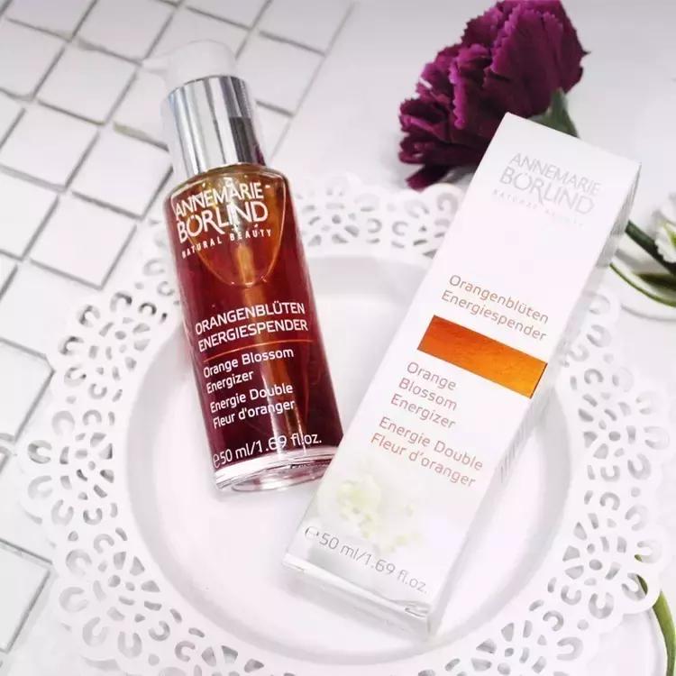 补水保湿淡化黑色素精华 (哪款精华既能补水也能抑制黑色素)