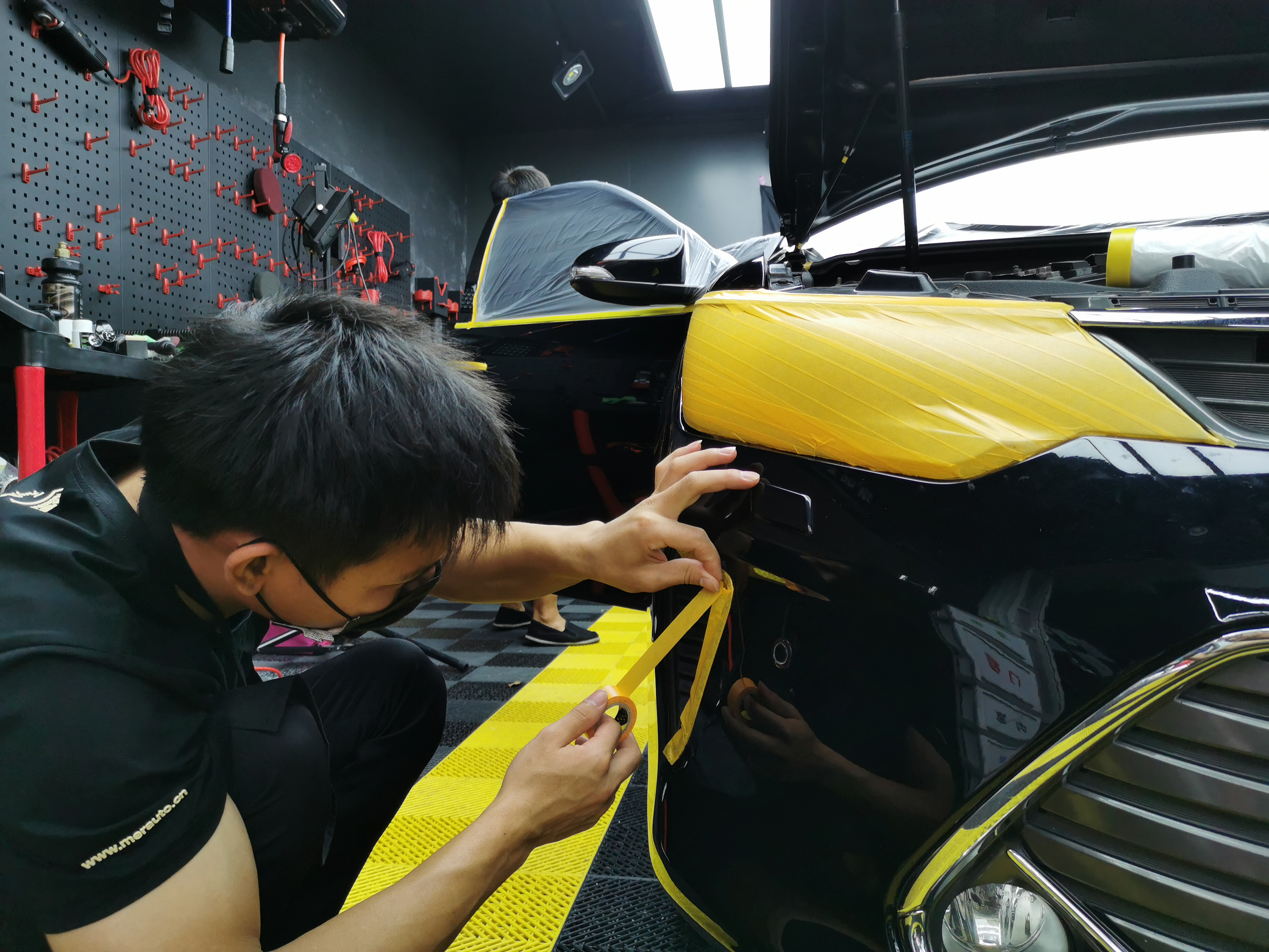 汽车漆面镀晶流程图解,超硬漆面镀晶和铂金漆面镀晶区别