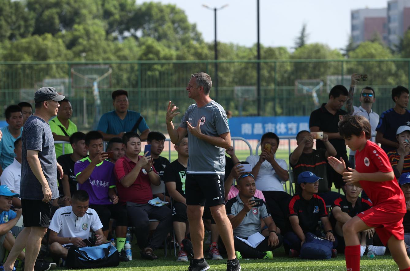 一带一路国际青少年足球邀请赛明日开赛