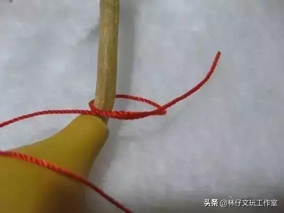 文玩葫芦龙头红线怎么缠,葫芦龙头红绳拴法教程