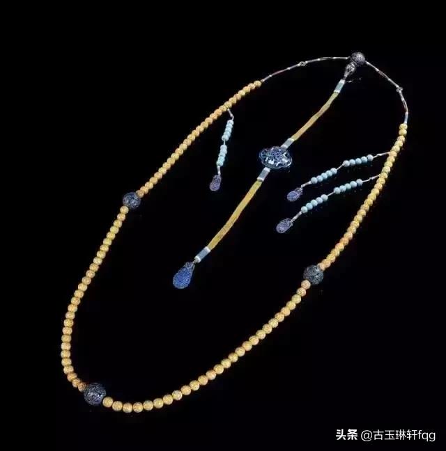 皇上身上的朝珠多少钱,皇帝的天价宝贝电视剧