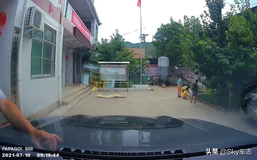 7天3000公里,宝马x57000公里发现烧机油