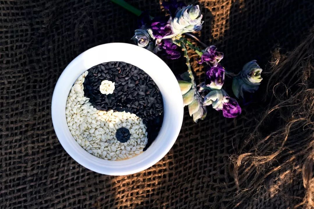 姤卦对人的启示,易经姤卦告诉我们与人相处要自立