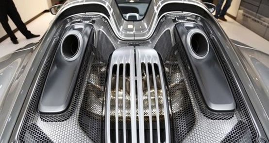 坐拥好几十辆豪车,坐拥千万豪宅是种什么体验