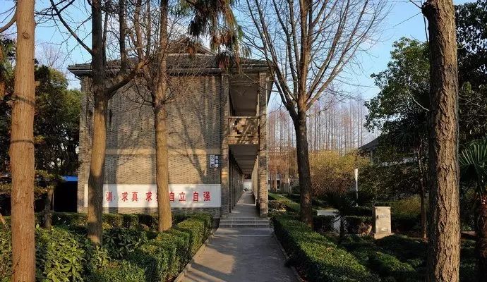 上海松江二中特色,上海市松江二中校园风光