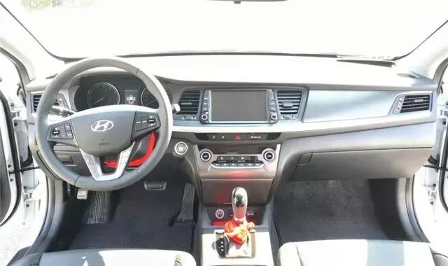 现代名图底盘质感怎么样,现代名图是真的省油