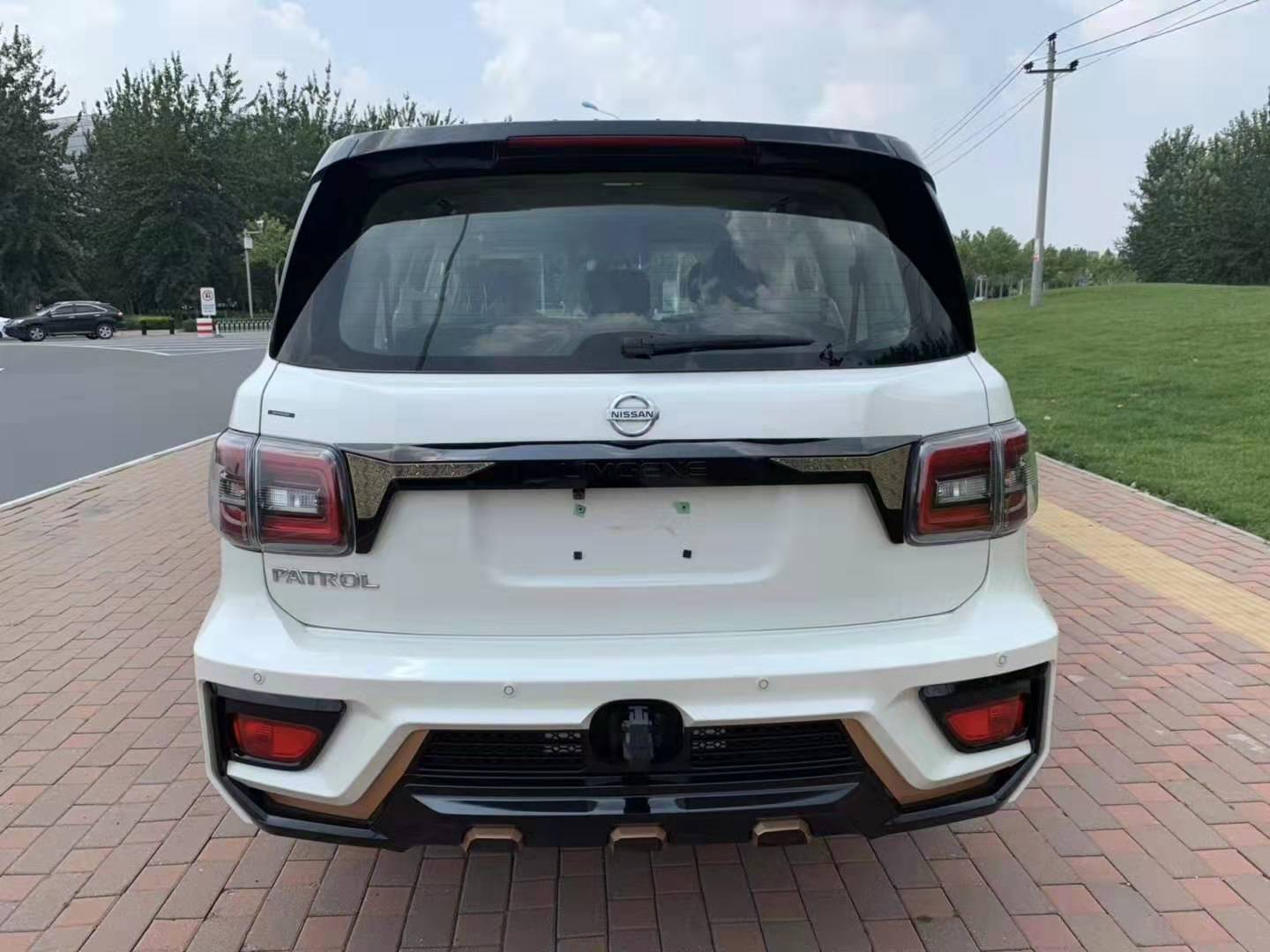 硬派途乐越野车改什么颜色好看,途乐4.0改装机械增压多少钱