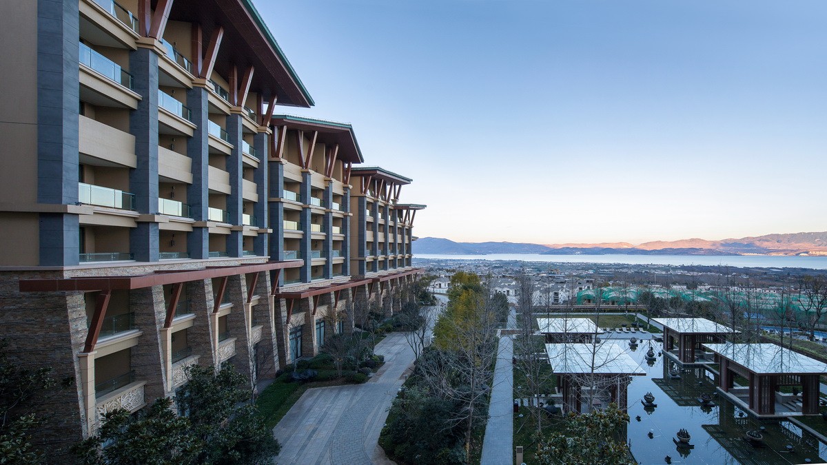 大理希尔顿双人298团购价格,大理希尔顿酒店欢乐时光