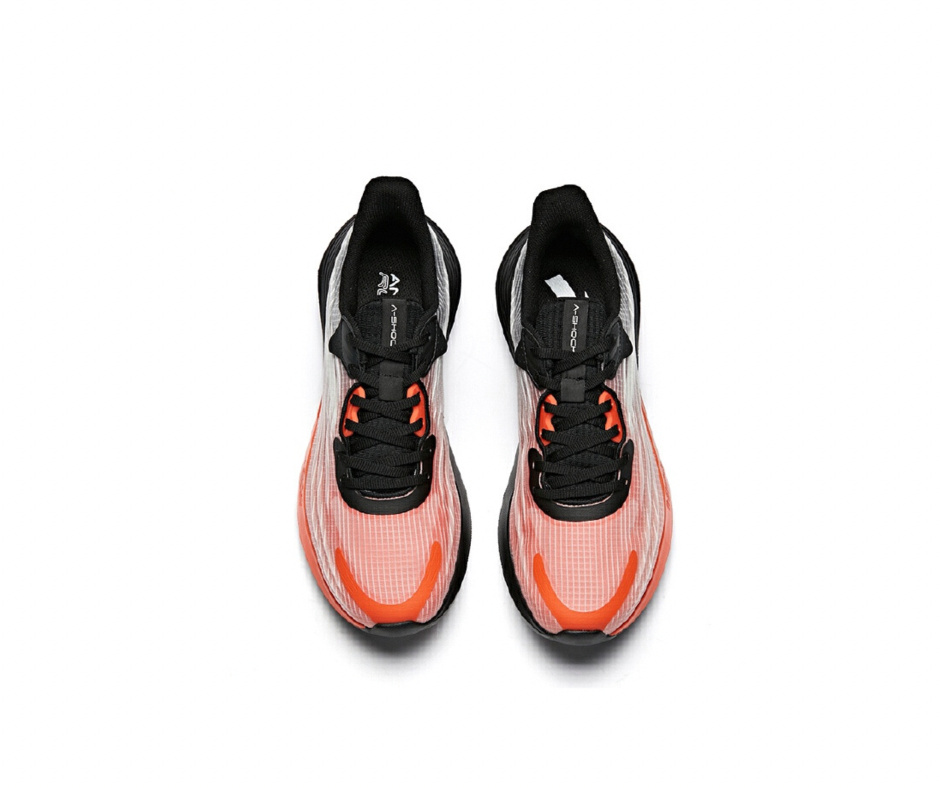 白敬亭上脚安踏跑鞋,安踏氮科技跑鞋白敬亭同款