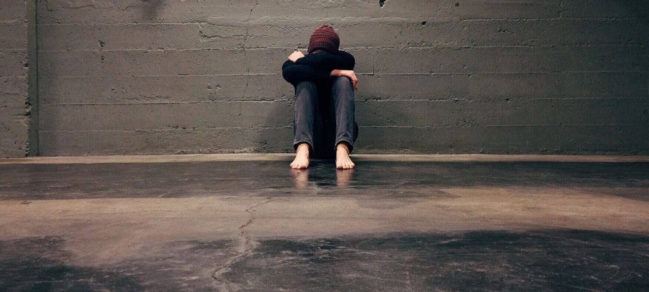 鍑虹灞嬭鎵撳嚮浼犻攢,鍑虹灞嬭涓炬姤浼犻攢