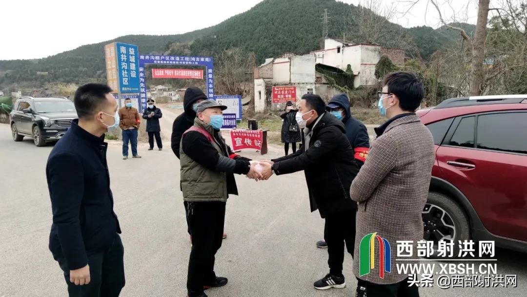 2008年汶川地震记者现场报道,2008年汶川地震伤感视频