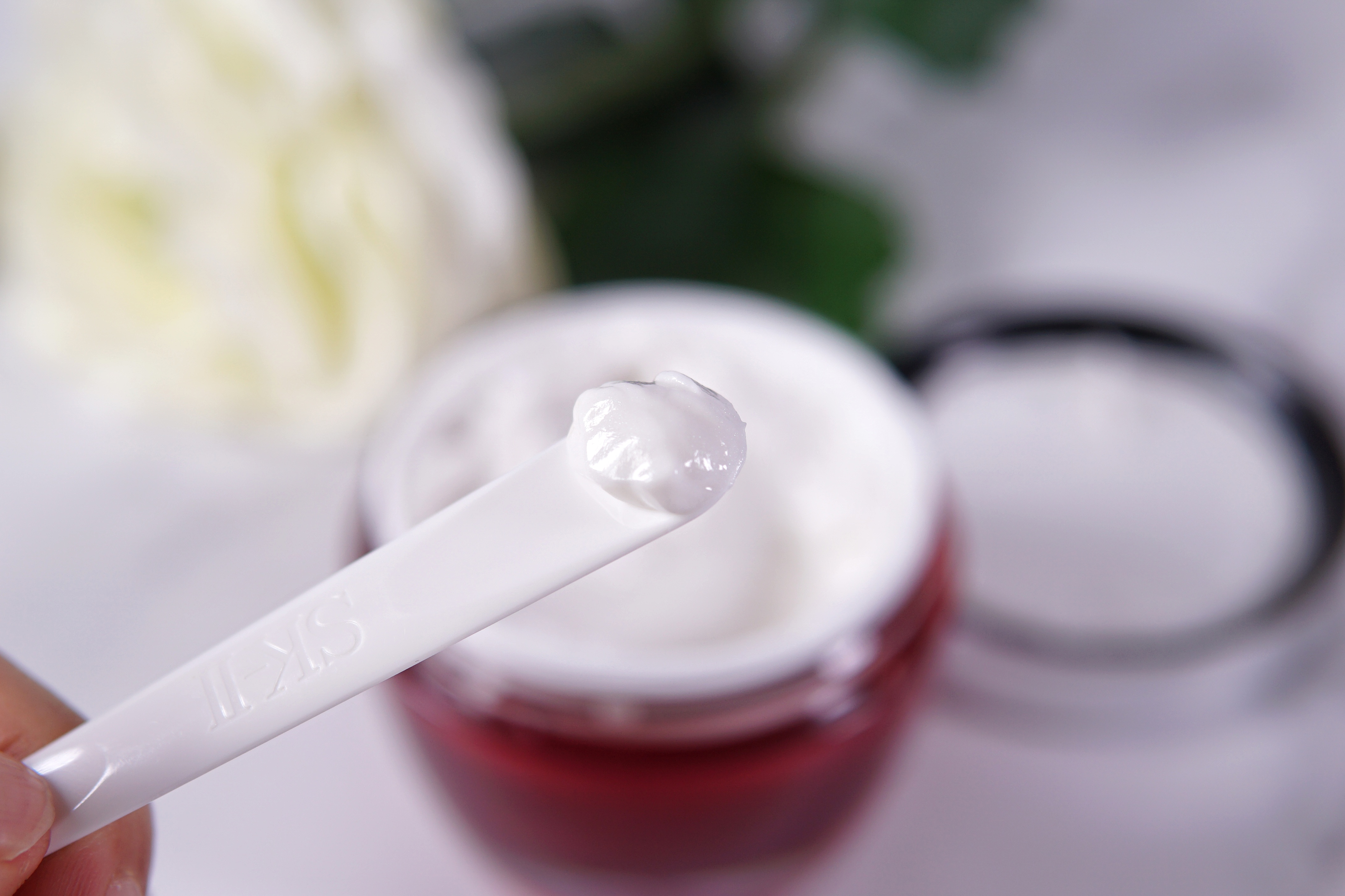 olay大红瓶和羽西人参霜测评,韩束小蛮腰和olay大红瓶比较