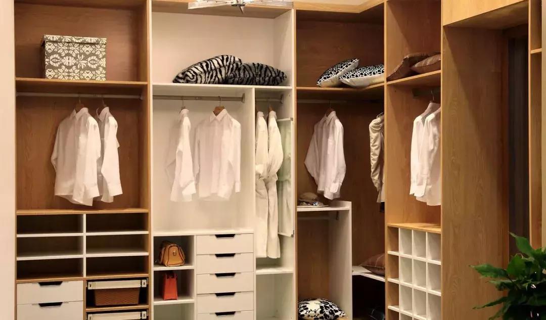 衣柜怎么摆放才不会影响风水,衣柜对财运的影响