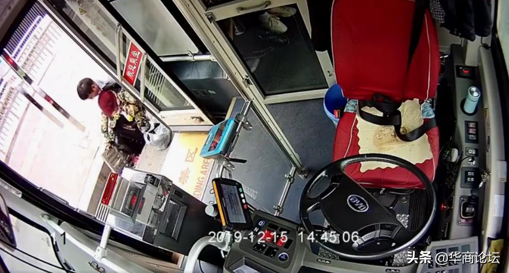 每日最陕西｜西安一男子颈部被医生抽出百余毫升腐臭脓液，致病原因竟如此常见！你平时注意过吗？