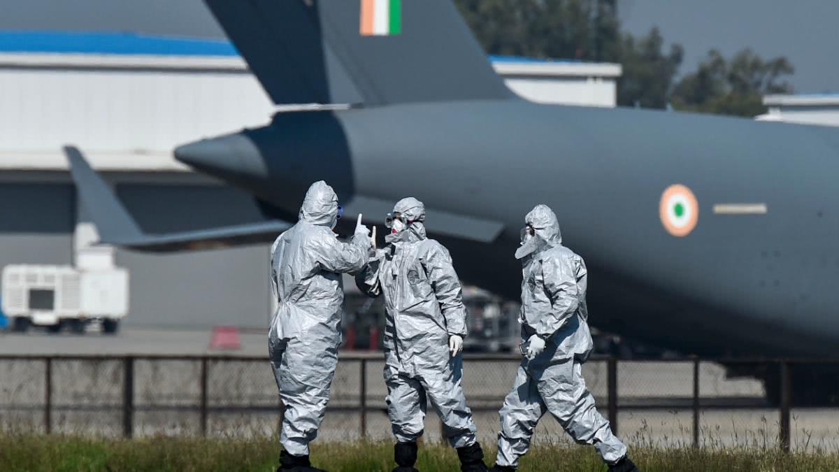 日增长病例,日增病例