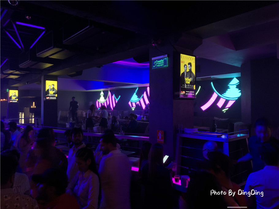 泰国芭东夜市酒吧一条街,泰国普吉岛酒吧攻略