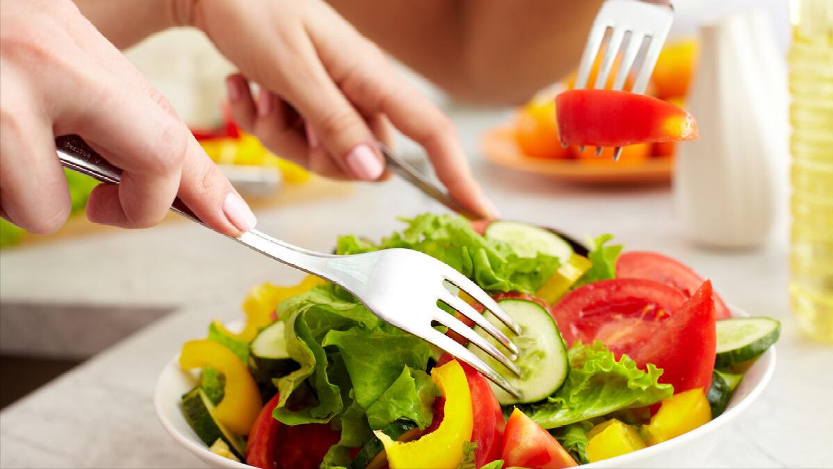 关于素食我为什么吃素,吃素和不吃素的人可以生活吗