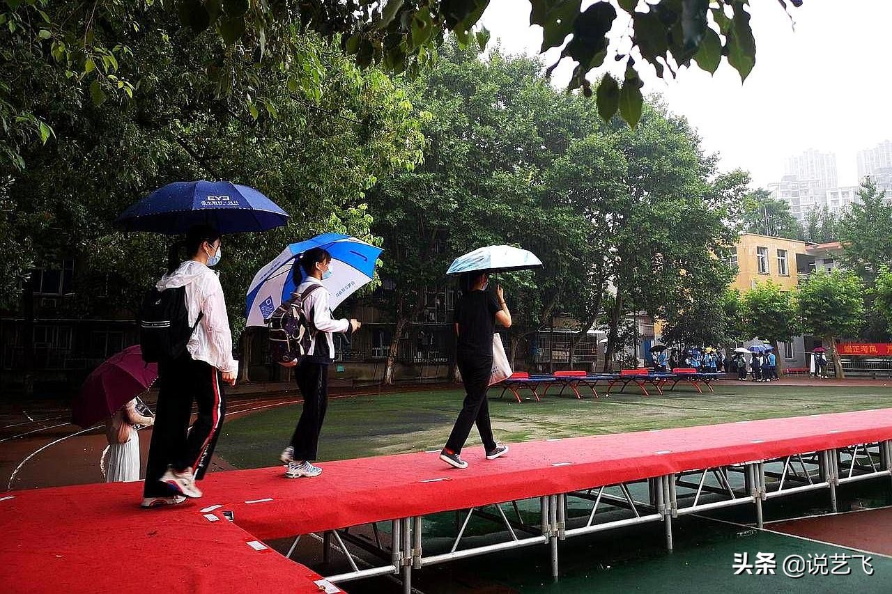 未雨绸缪，武汉江汉区先锋中学，为500考生架起爱心栈桥