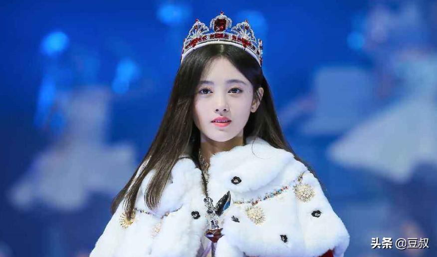 鞠婧祎被网友说初中学历,鞠婧祎以几百分考上的大学