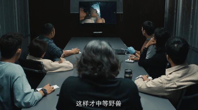 踩着过审底线拍出的爽剧，这尺度要分级才能播吧