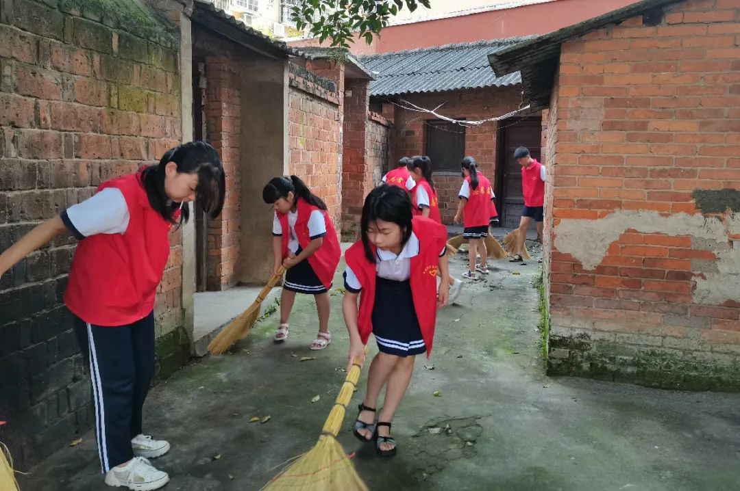 乘风破浪，逐梦而行——新县城关二小叶继昌校长2021元旦致辞