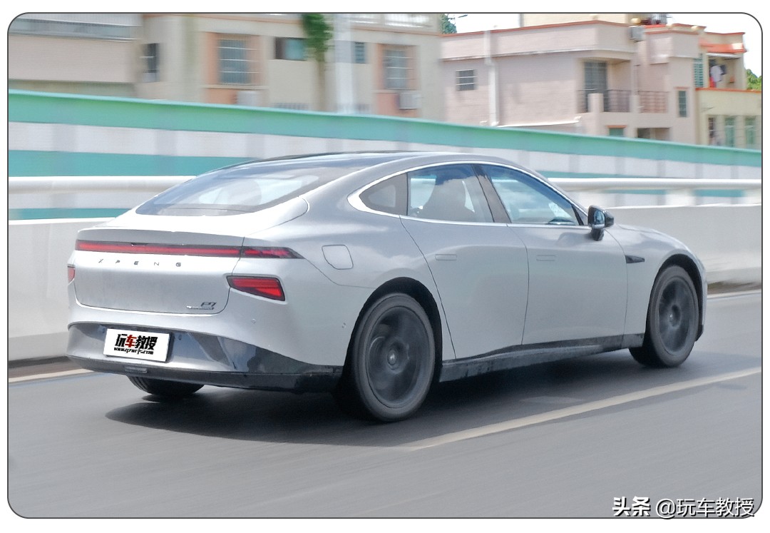 1万公里的小鹏p7能卖多少,20万公里的小鹏p7能卖多少