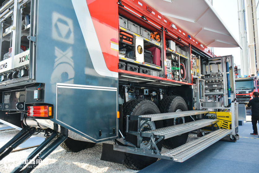 货箱3.7米的卡车,最干净货箱卡车驾驶室