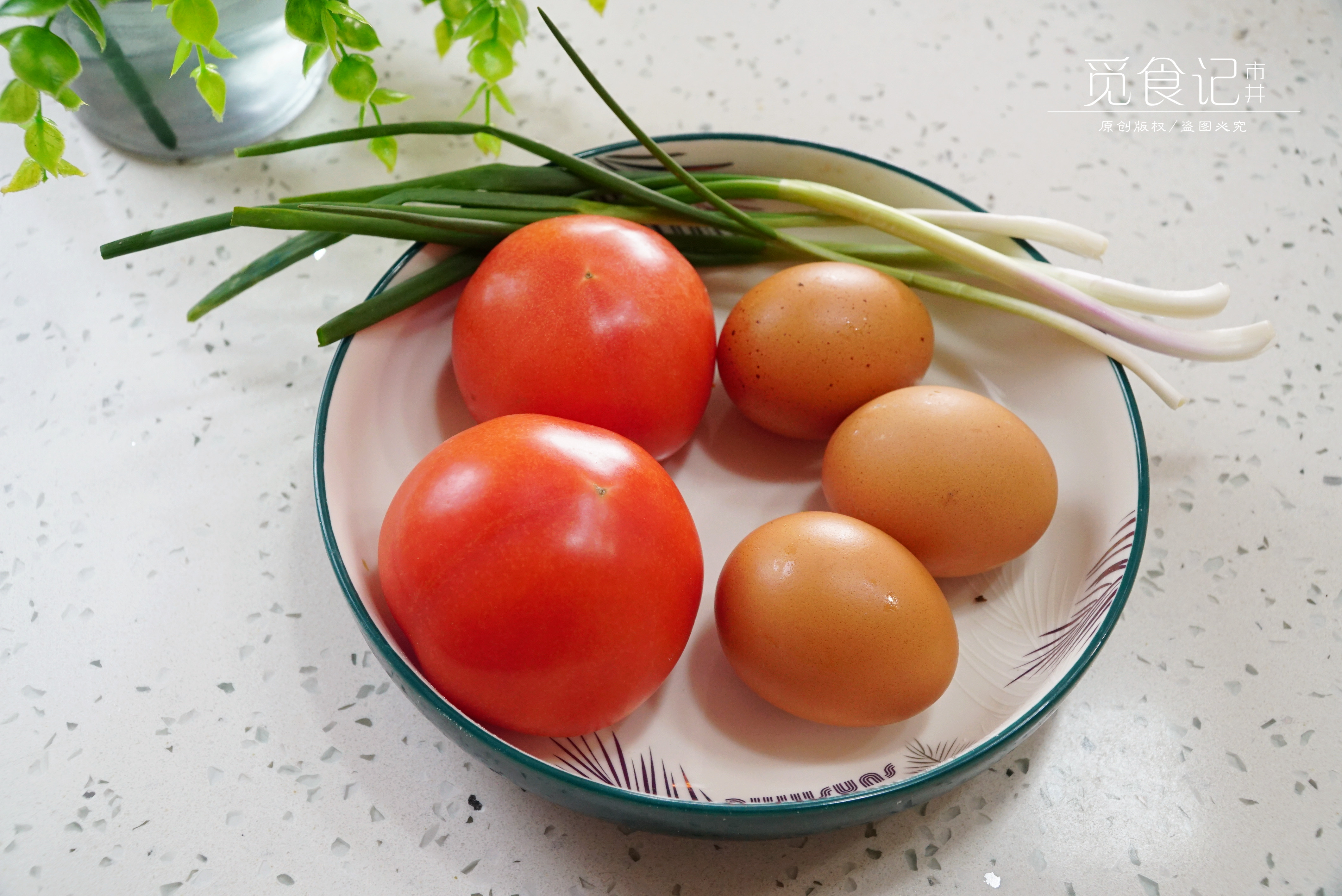 西红柿炒鸡蛋是加盐还是加糖,加糖西红柿炒鸡蛋