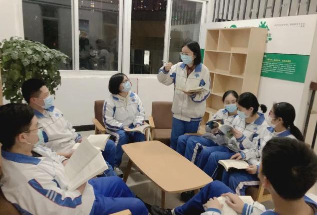 爱读书校长,爱读书的校长