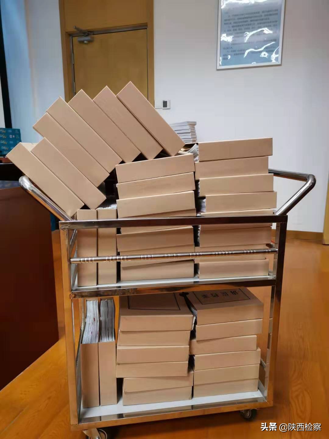 喝茶费冷饮费…小水表牵出自来水厂腐败窝串案