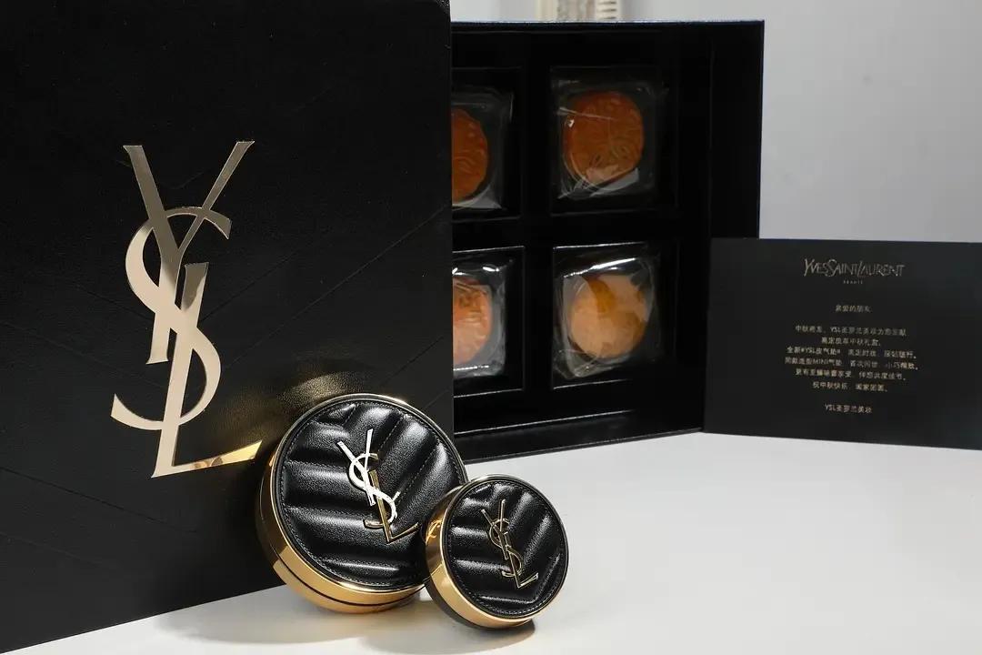 太奢侈了!LV、迪奥、爱马仕的月饼,美到不忍心吃