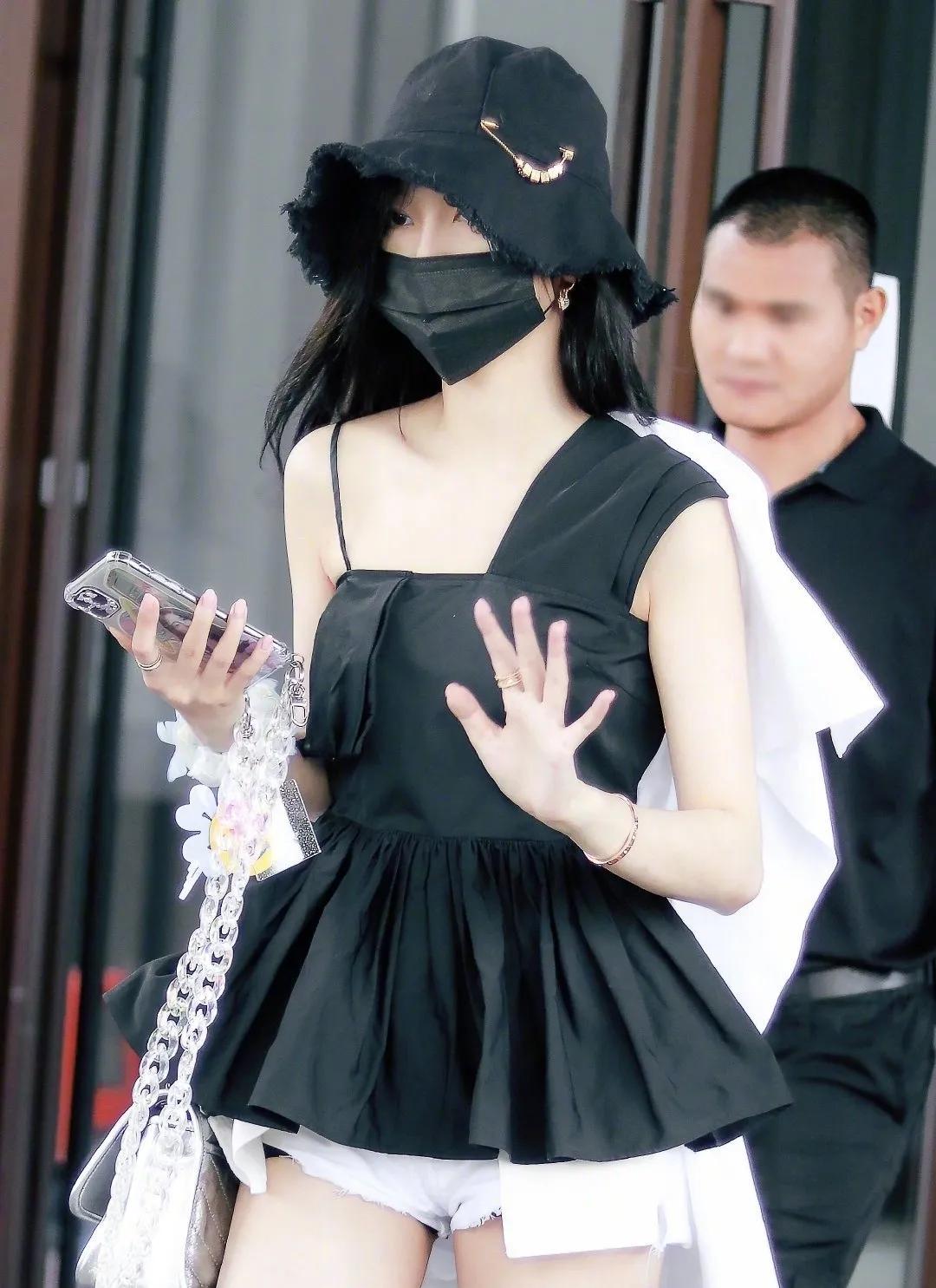 脸大额窄的头适合什么帽子,高额头脸短颧骨高适合什么帽子