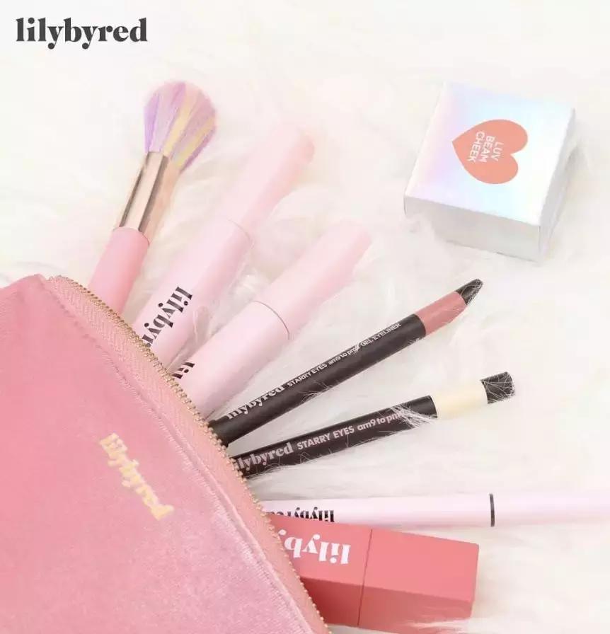 离婚又撕成连续剧？她爆肥20斤，还能美成这样才是迷啊