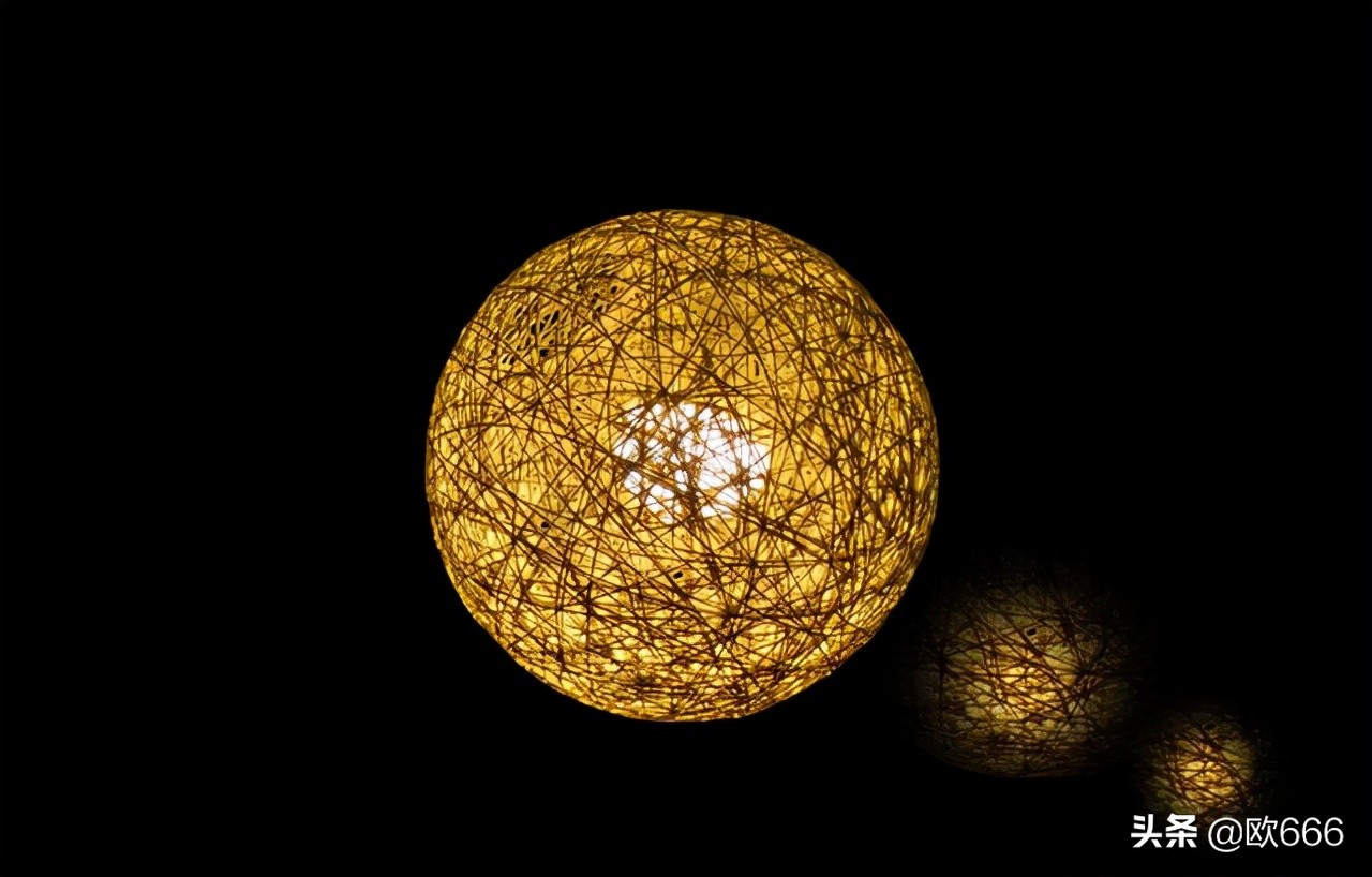 宇宙哪个星球有黄金,宇宙上有黄金星球