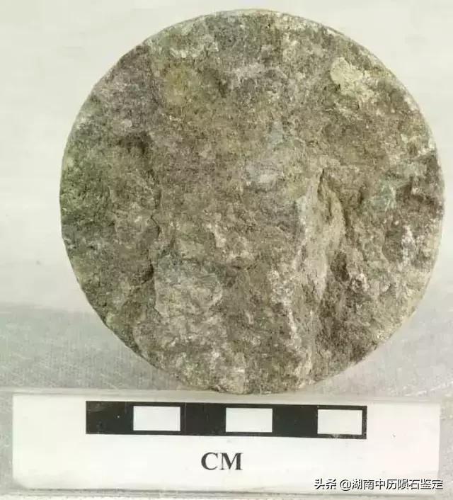 月球陨石与地球矿石的区别,月球陨石和矿石有什么区别