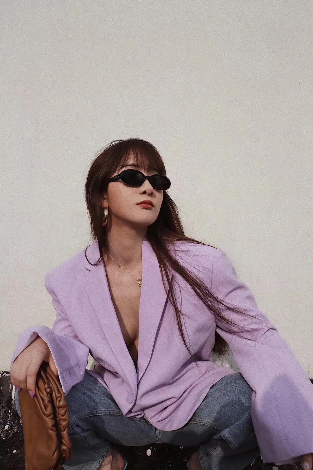 一套西装又正式又休闲,30-35岁女性春季穿搭西装