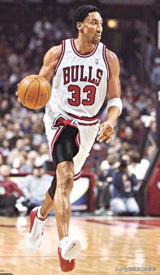 92年的梦一队和08年梦八队，你认为哪一届最强？