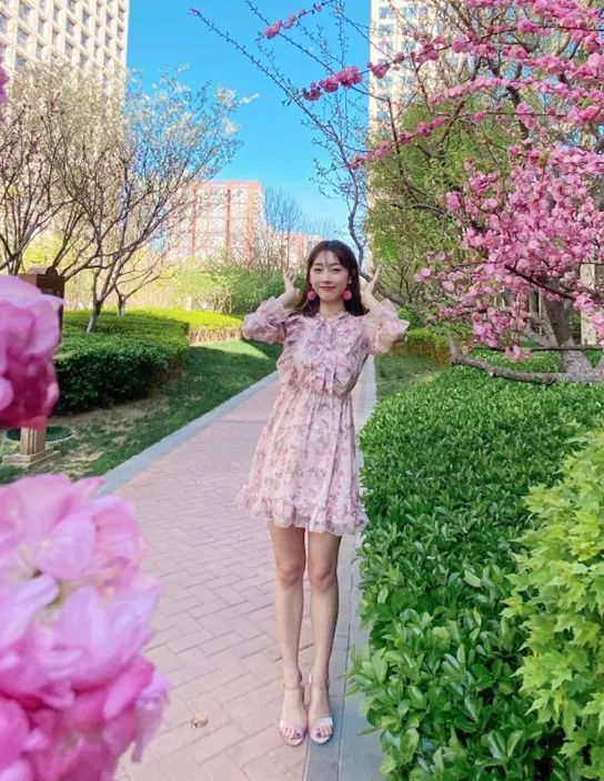 宣璐碎花连衣裙,宣璐连衣裙穿搭