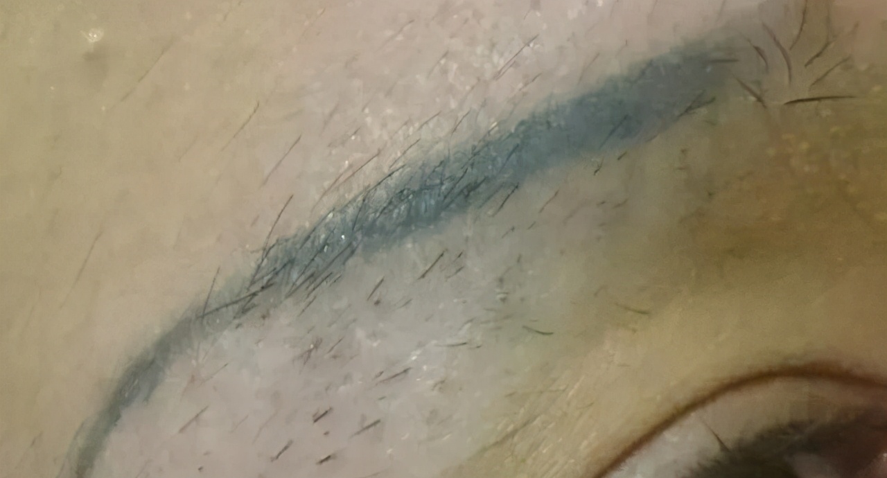 纹过眉毛的人都后悔了吗,纹过眉的女生