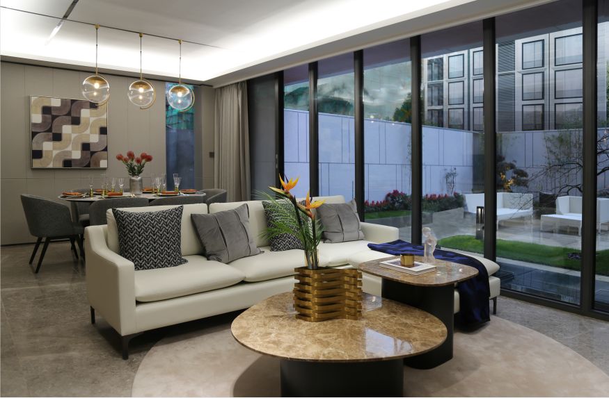 「十堰」在十堰一家小区拍下，这样的外墙第一次见，太牛了