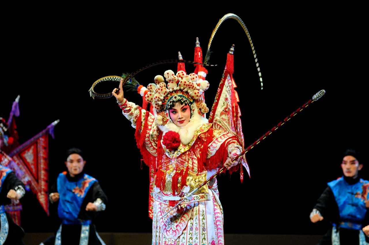 坠子李四兰严海斗,李四兰的坠子杨家将